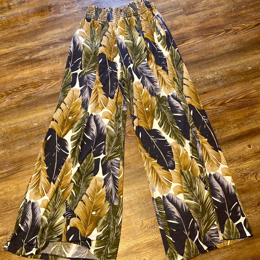 Light weight, beach front pants